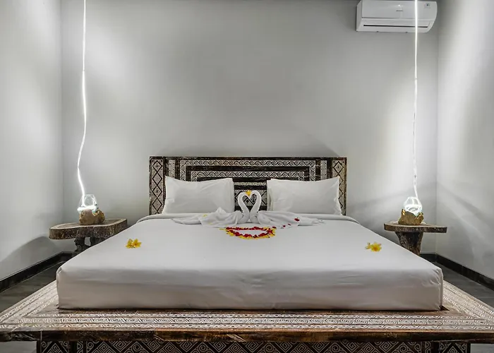 Brand New Luxury 3br Ethnic #4 *